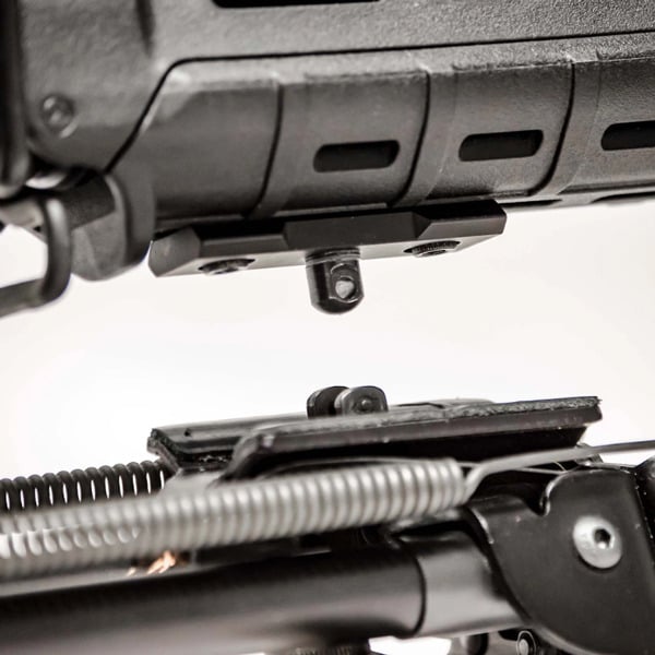 GROVTEC BIPOD STUD MOUNT 2.3 M-LOCK